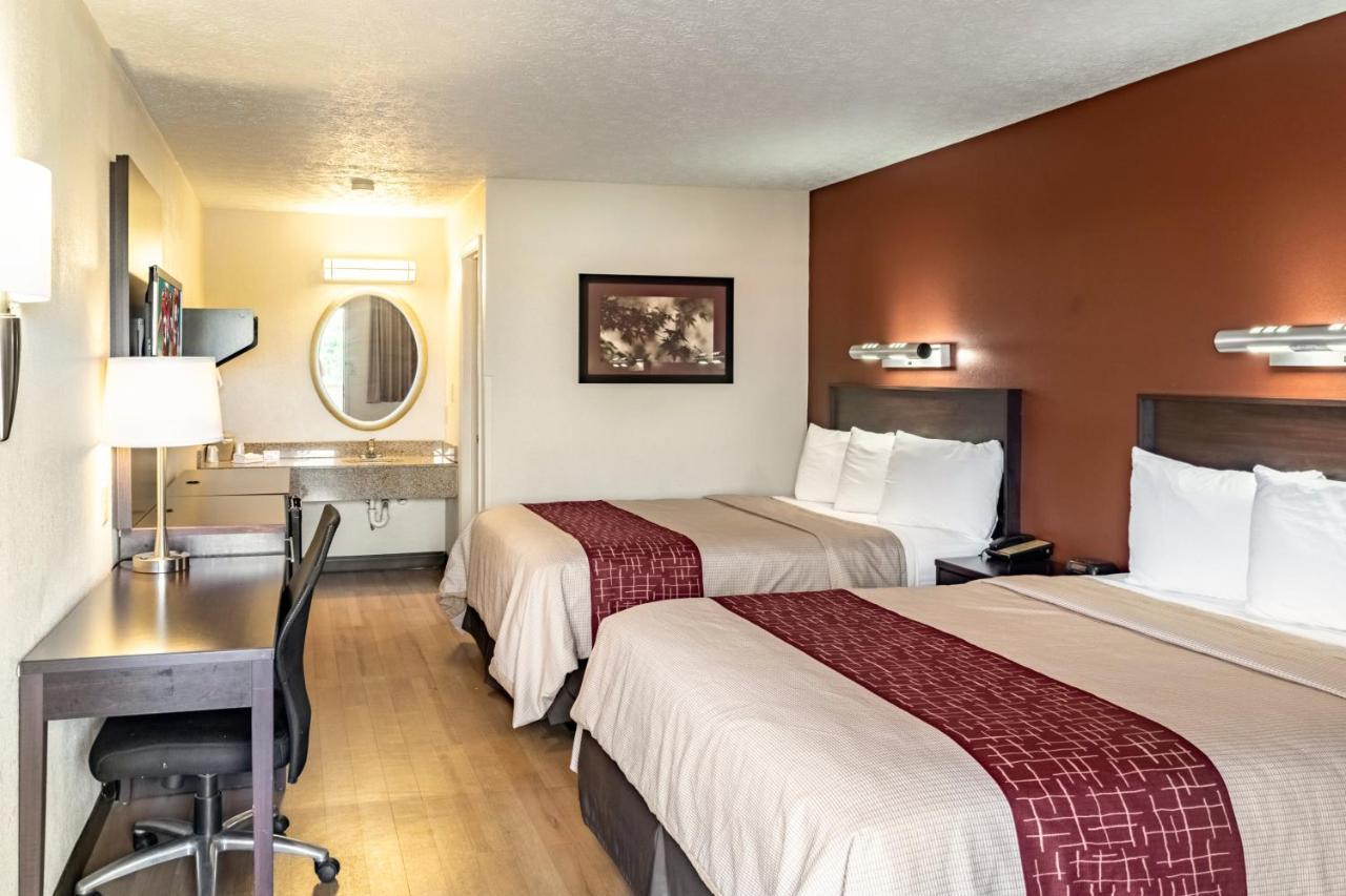Red Roof Inn Columbus - Taylorsville Екстер'єр фото